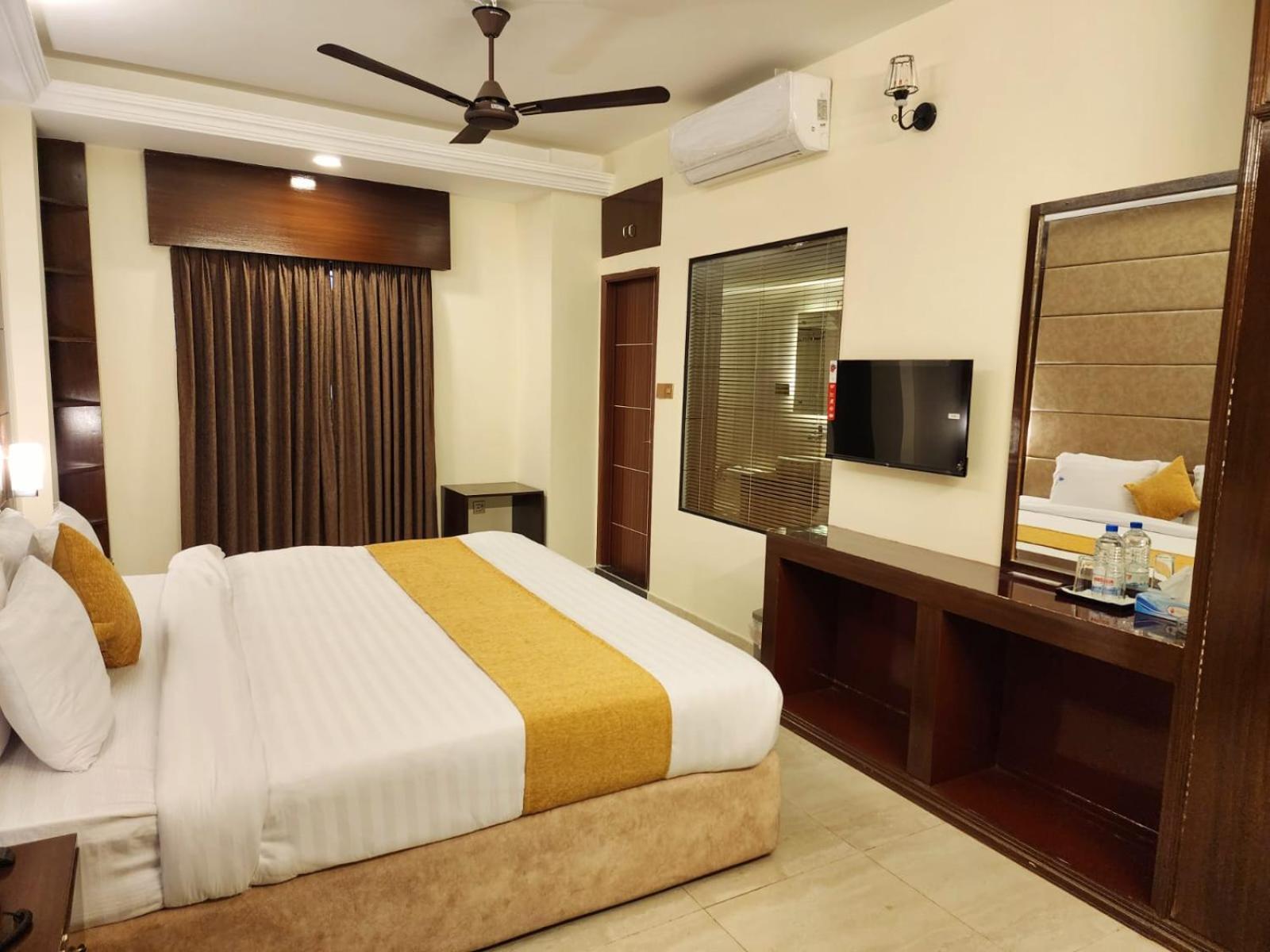 White Park Hotel & Suites Chittagong Dış mekan fotoğraf
