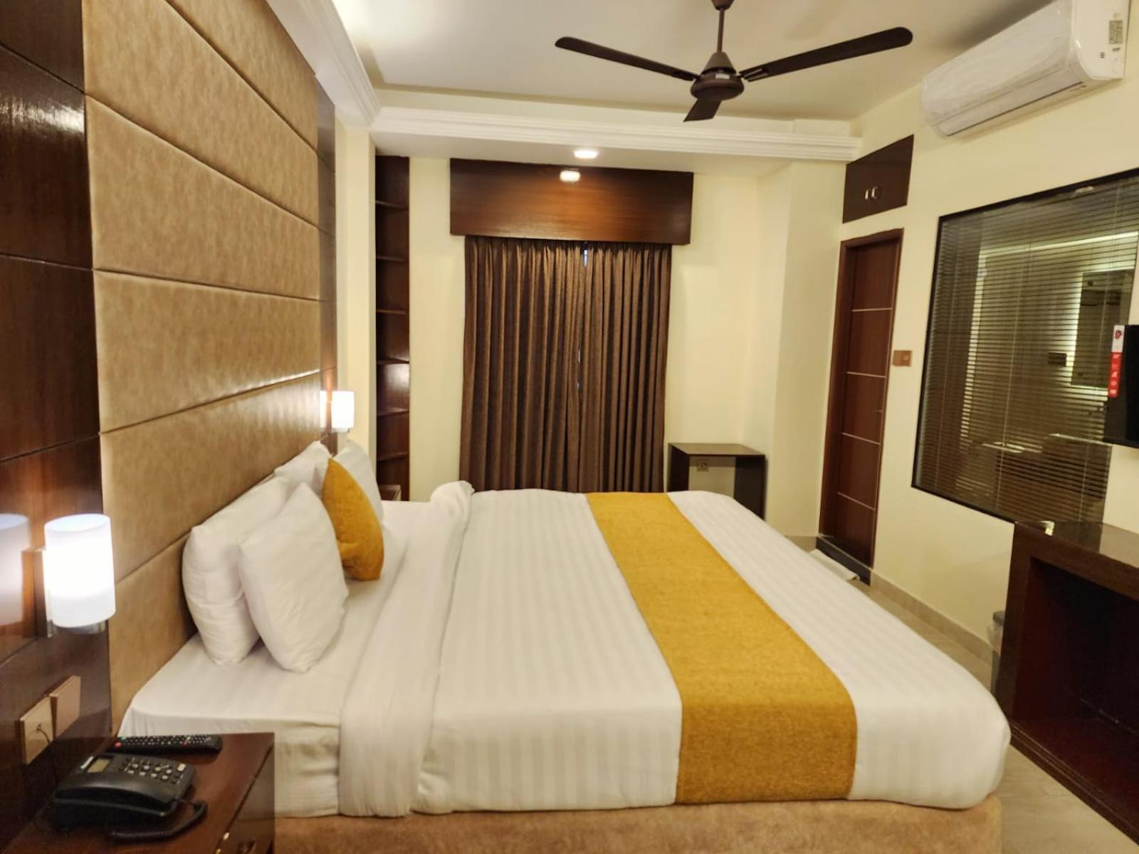 White Park Hotel & Suites Chittagong Dış mekan fotoğraf