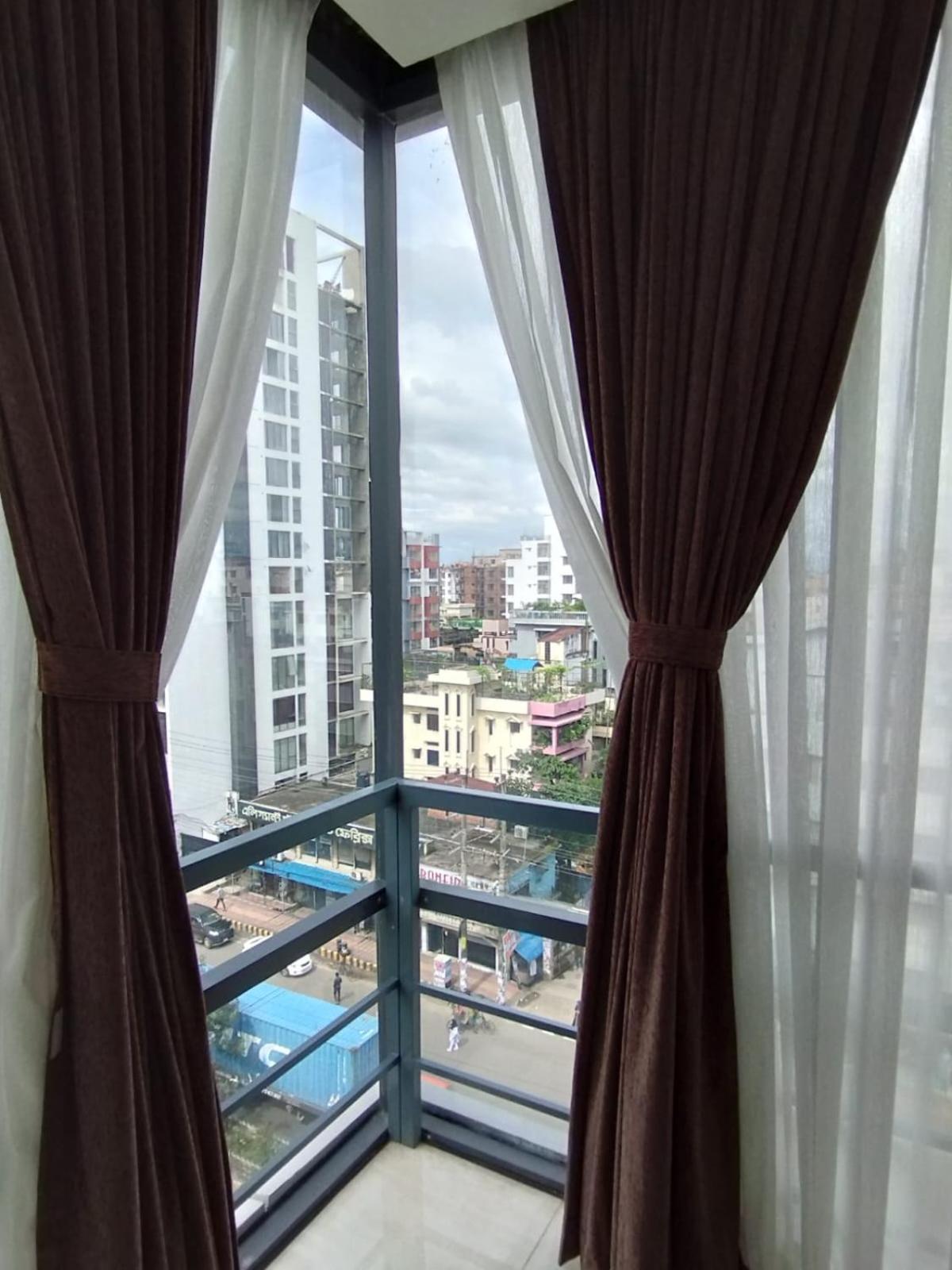 White Park Hotel & Suites Chittagong Dış mekan fotoğraf
